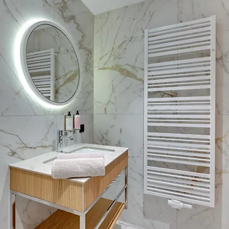 Apartman Flatbook - Deo Plaza Comfort *