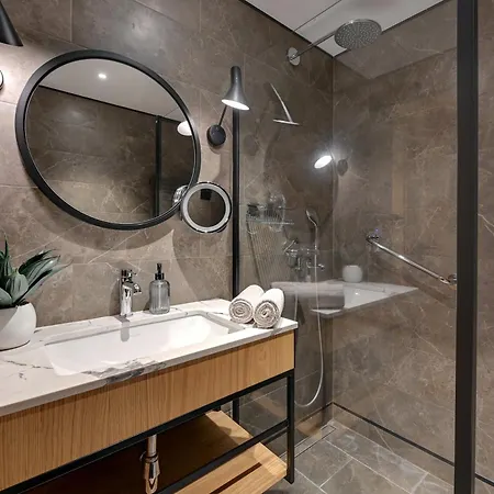 Flatbook - Deo Plaza Comfort Apartman *