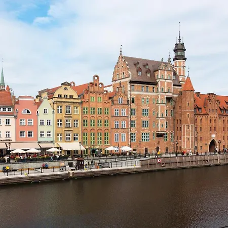 Flatbook - Deo Plaza Comfort Apartmán