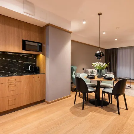 Flatbook - Deo Plaza Comfort Apartmán