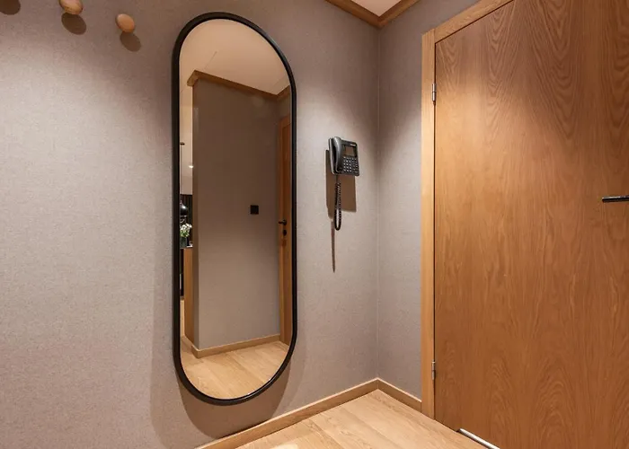 Flatbook - Deo Plaza Comfort